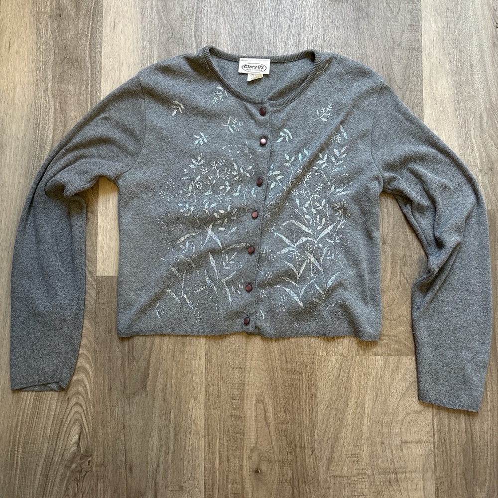 Glory US Vintage-Inspired Gray Cardigan w/ Iridescent Floral Overlay